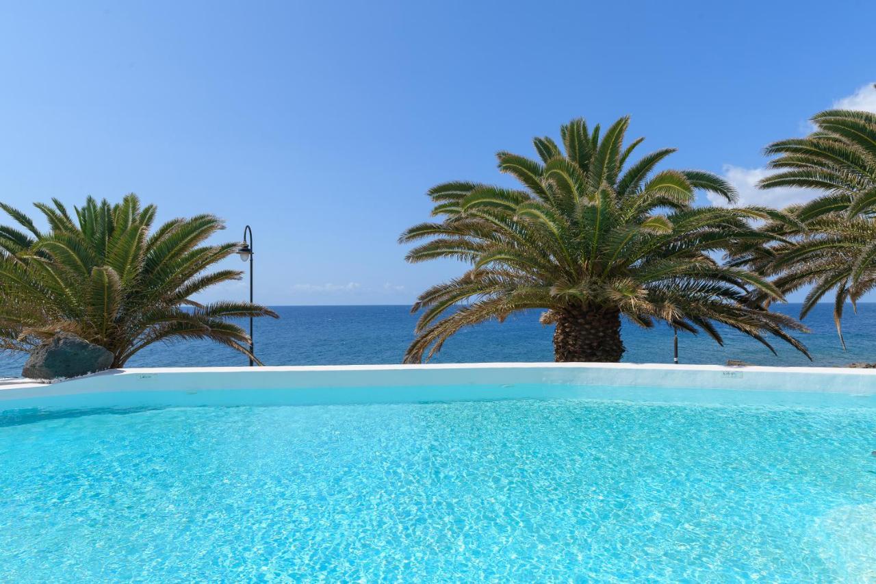 Penthouse Over The Sea كوستا تاغيسي المظهر الخارجي الصورة
